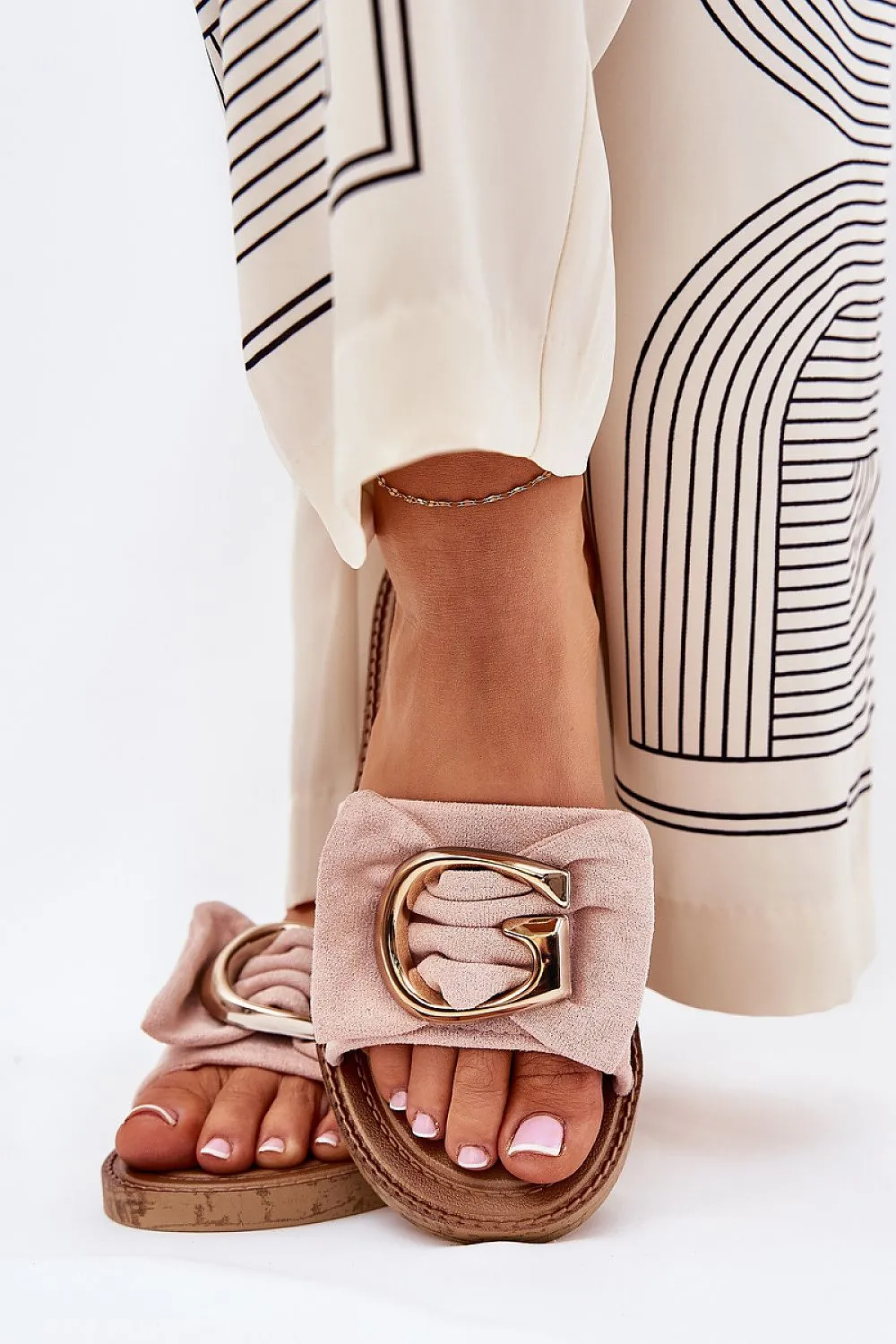 Faux suede Flip-flops