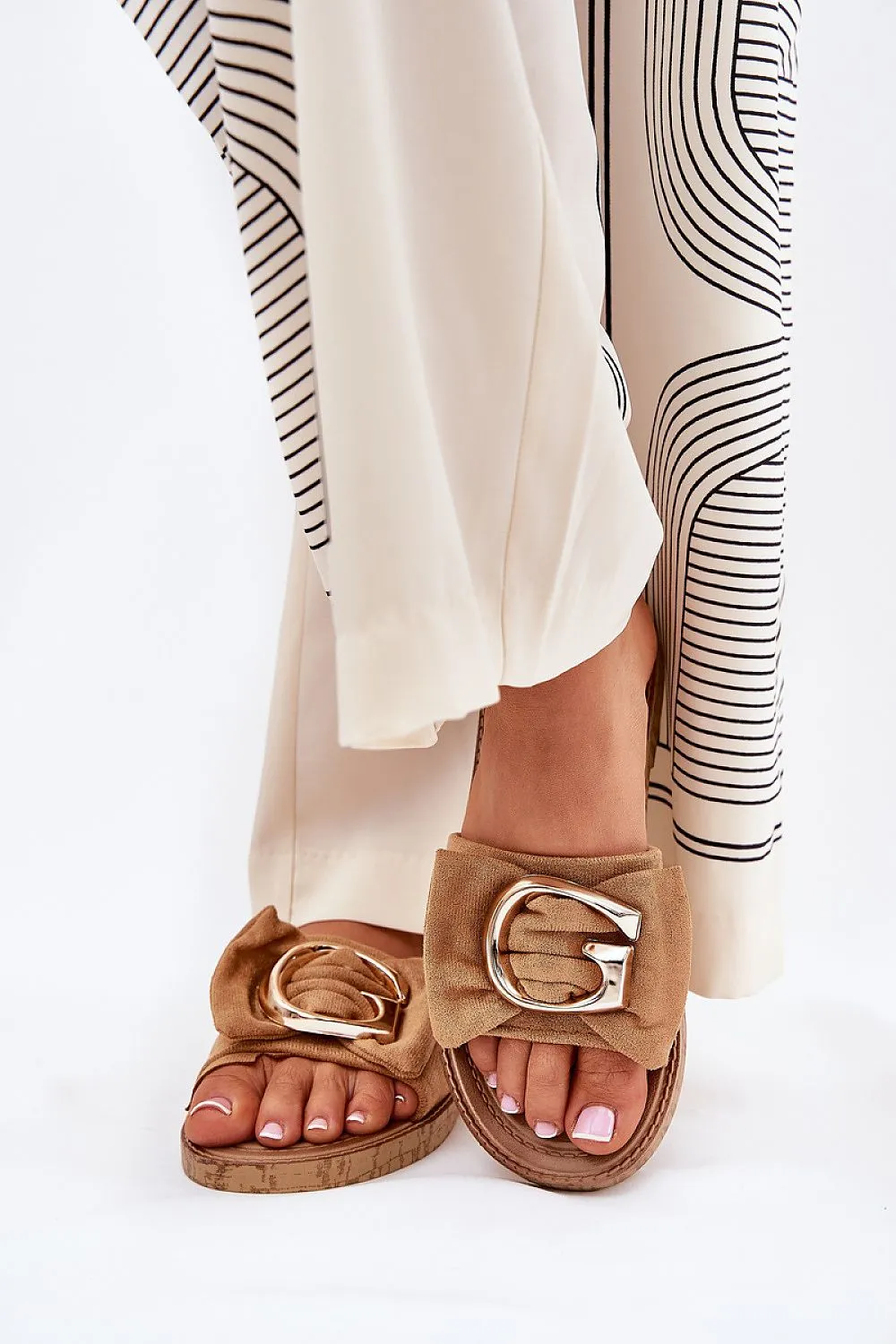 Faux suede Flip-flops
