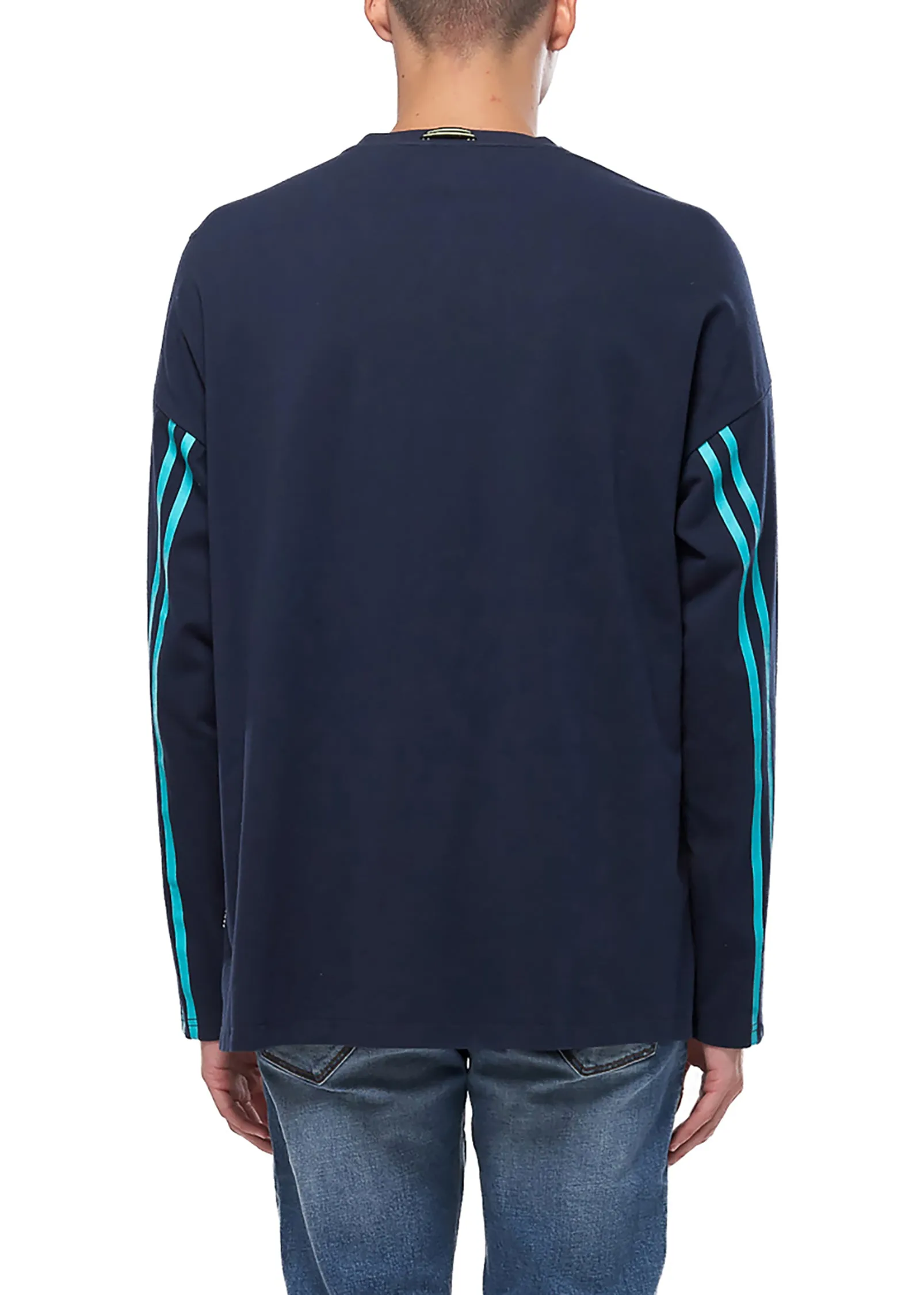 Konus Men's Asymmetrical Hem Long Sleeve Tee in Navy