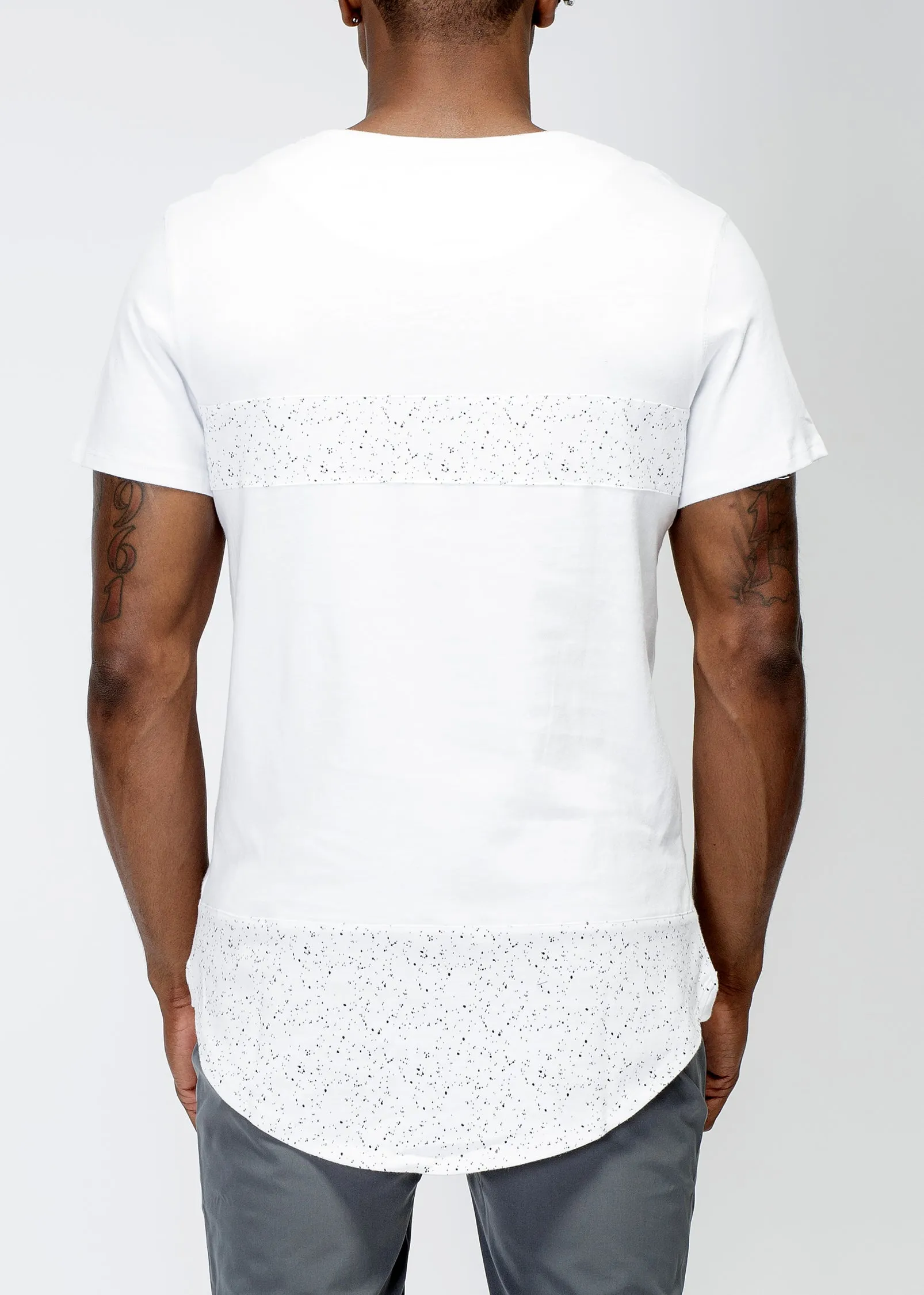 Konus Men's Contrast Pocket Scallop Tee