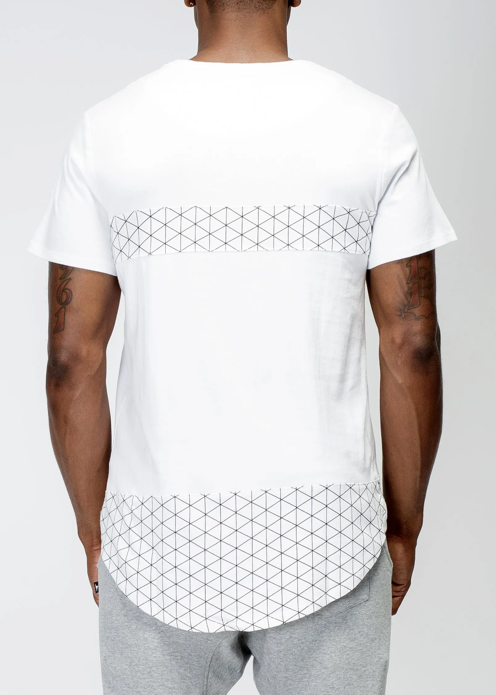 Konus Men's Contrast Pocket Scallop Tee