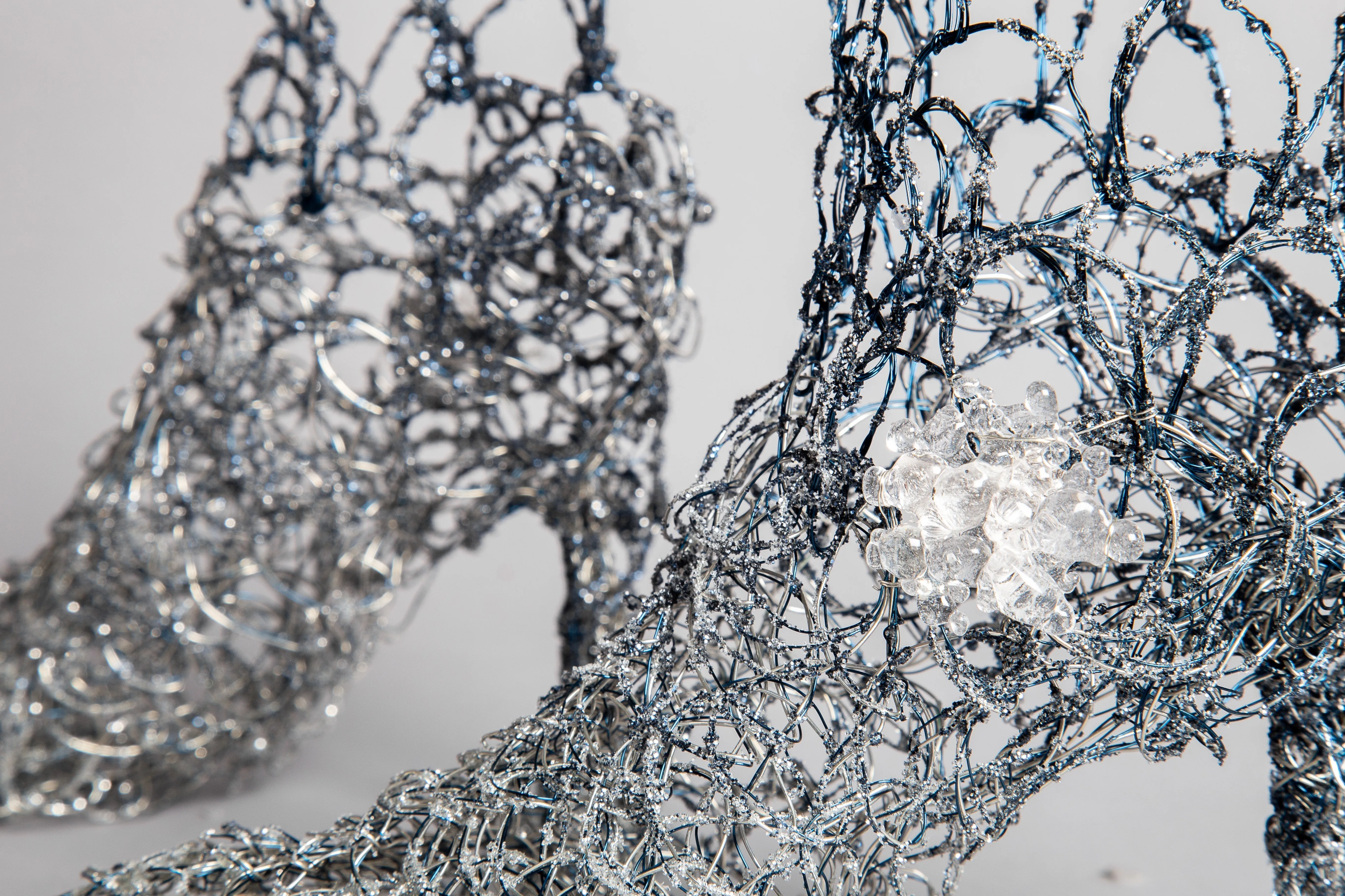 Metal Wire Boots Sculpture ~ Nocte Argento Ocreis (Silver Midnight Boots)