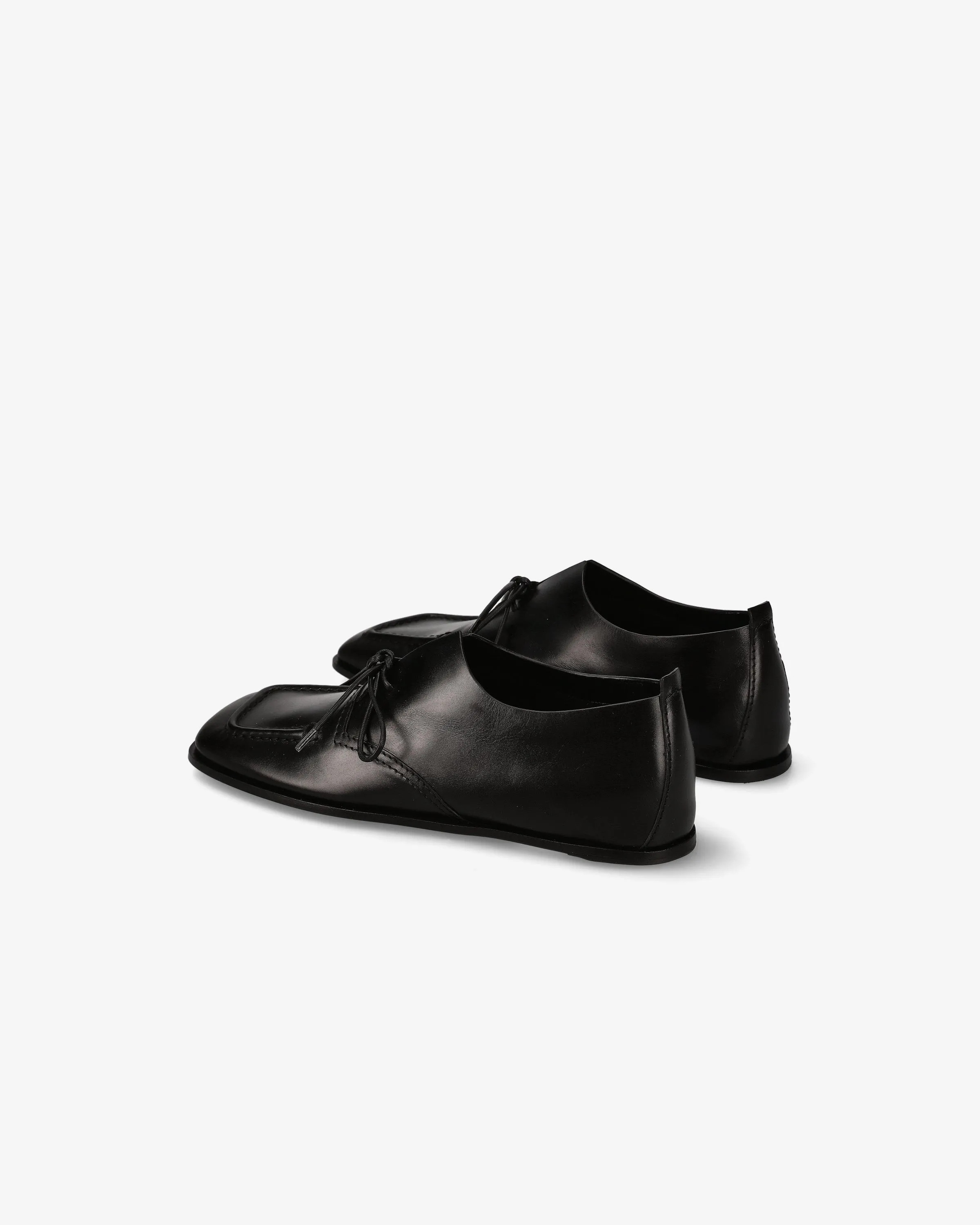 Minimalist Leather Loafer with Adjustable Heel