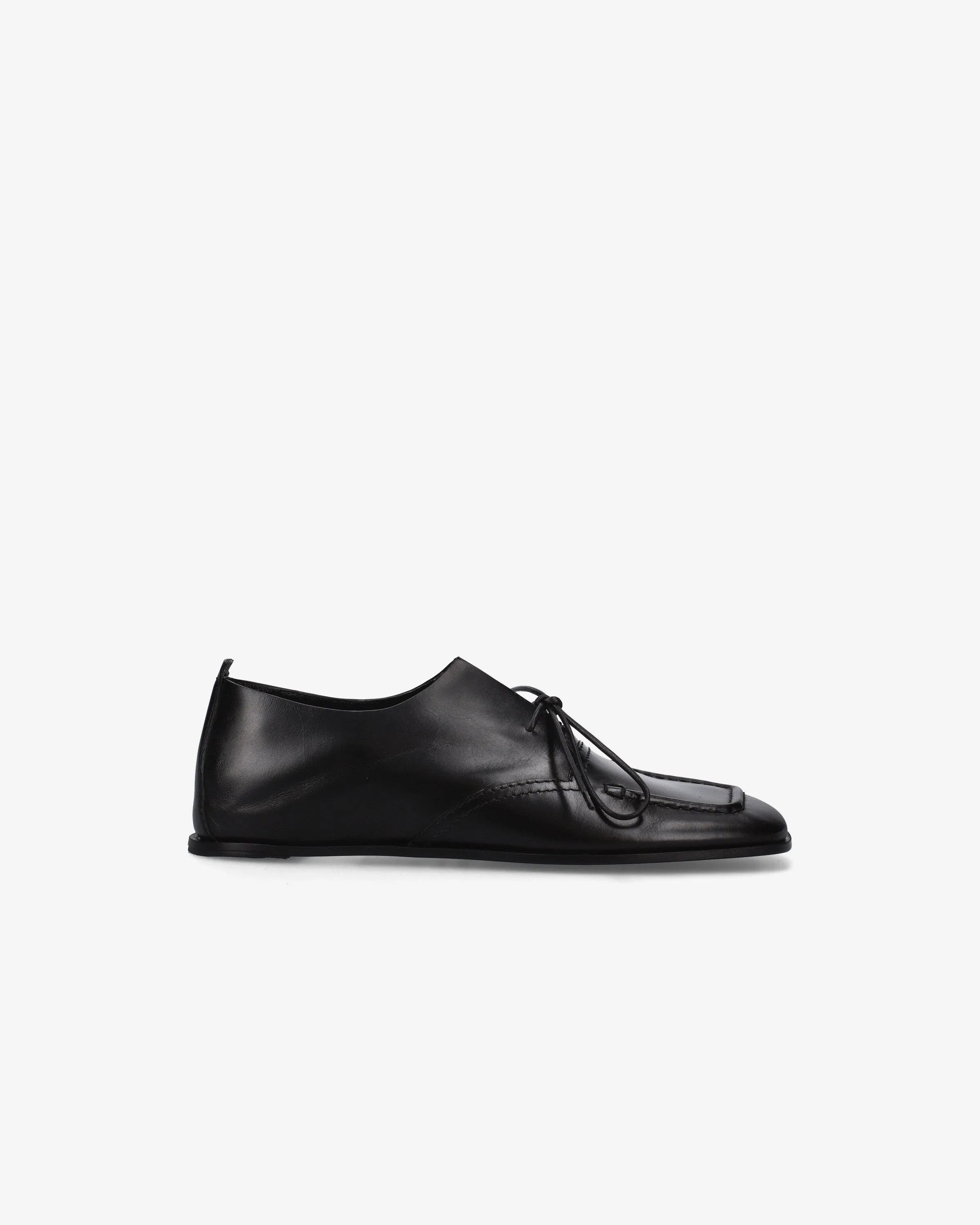 Minimalist Leather Loafer with Adjustable Heel