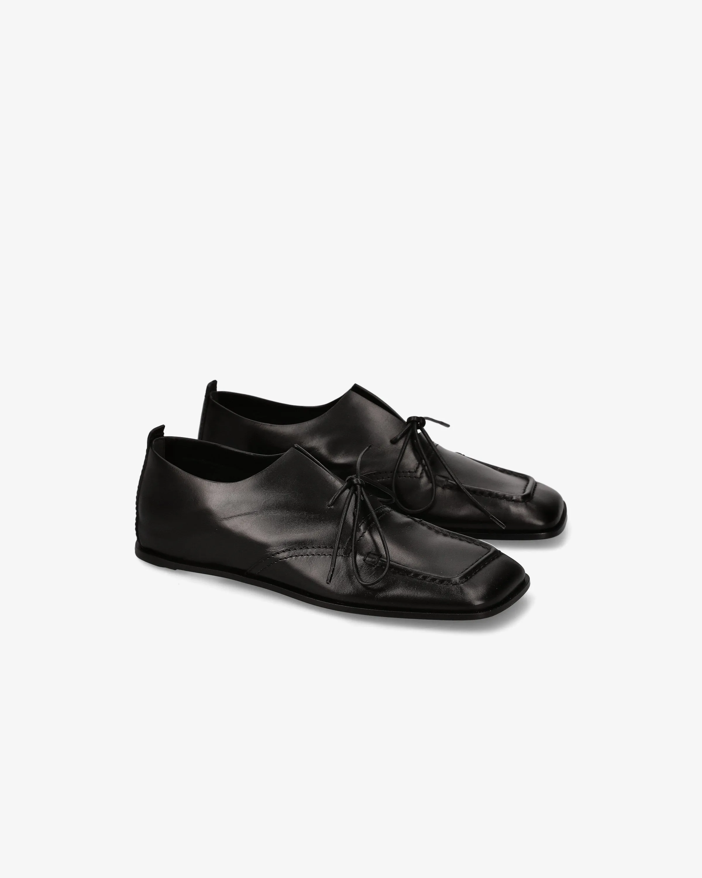 Minimalist Leather Loafer with Adjustable Heel
