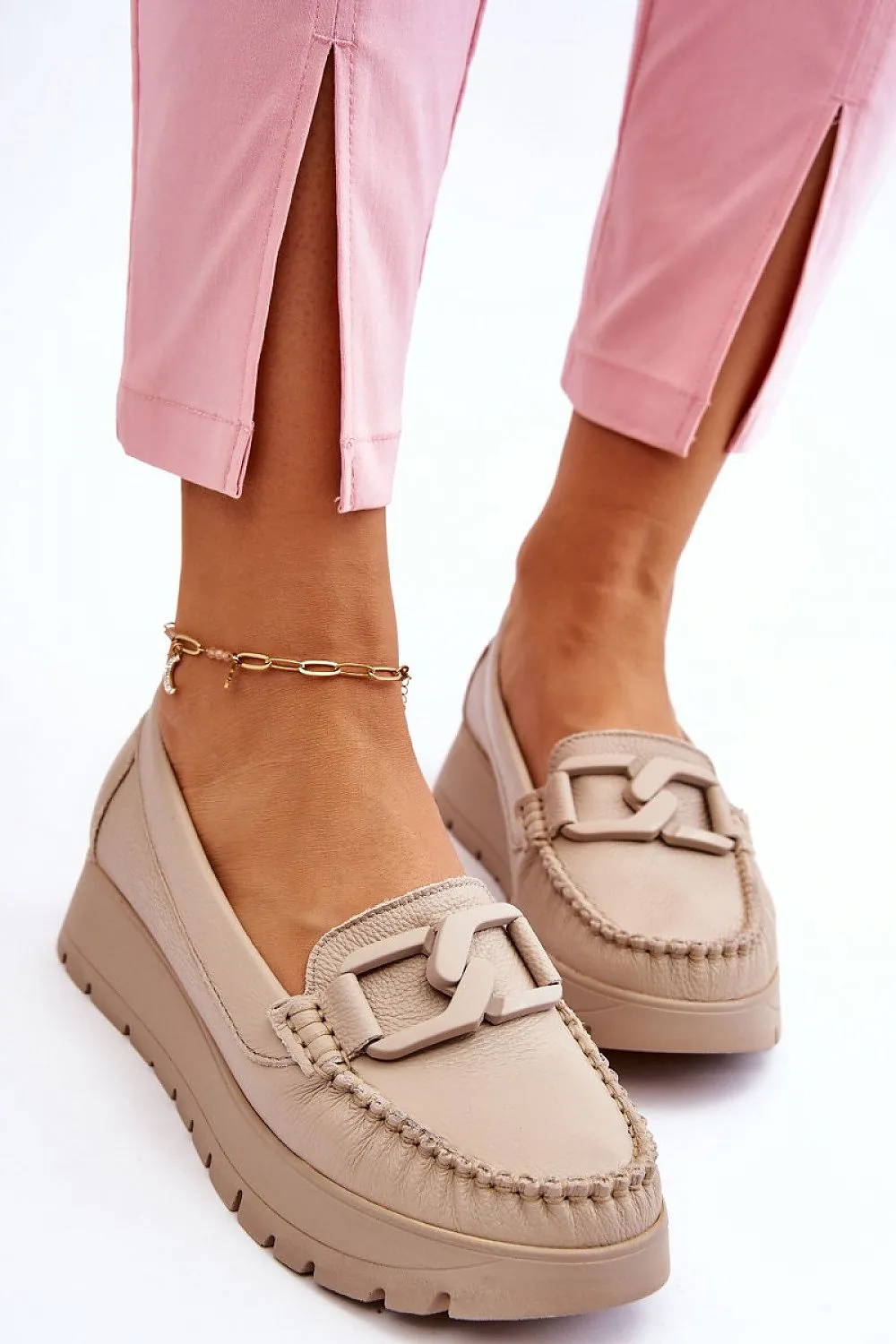 Mocassin Step in style