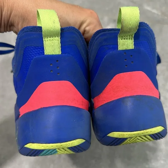 Nike Boys Air Jordan Luka 1 DQ6513-436 Blue Basketball Shoes Sneakers Size 6Y