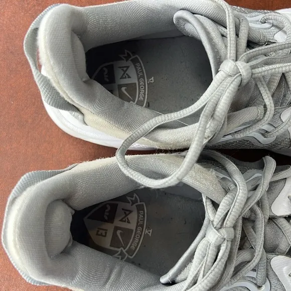 Nike PG5-Wolf Grey  Basketball Shoes Mens Size 9