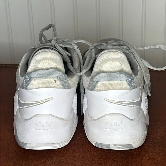 Nike PG5-Wolf Grey  Basketball Shoes Mens Size 9