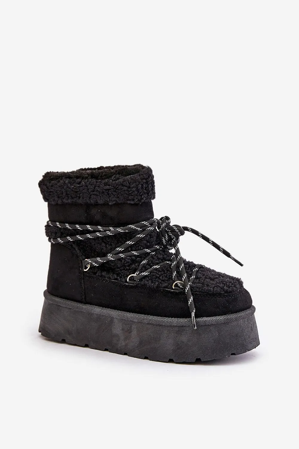 Snow boots
