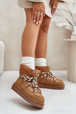 Snow boots