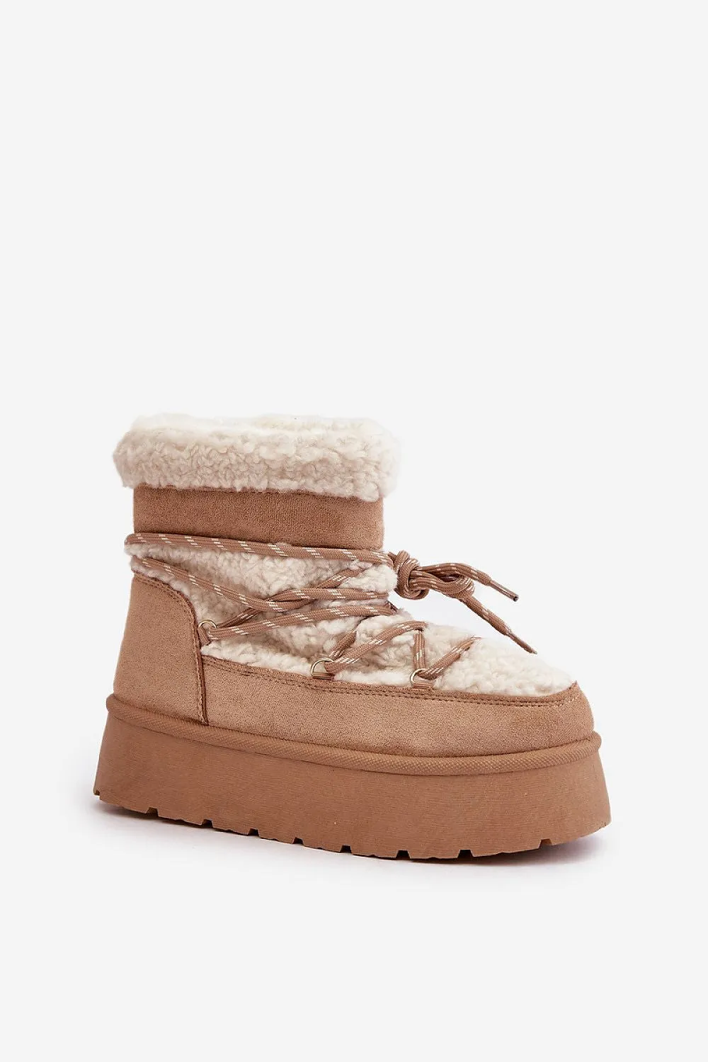 Snow boots