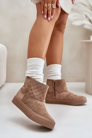Snow boots