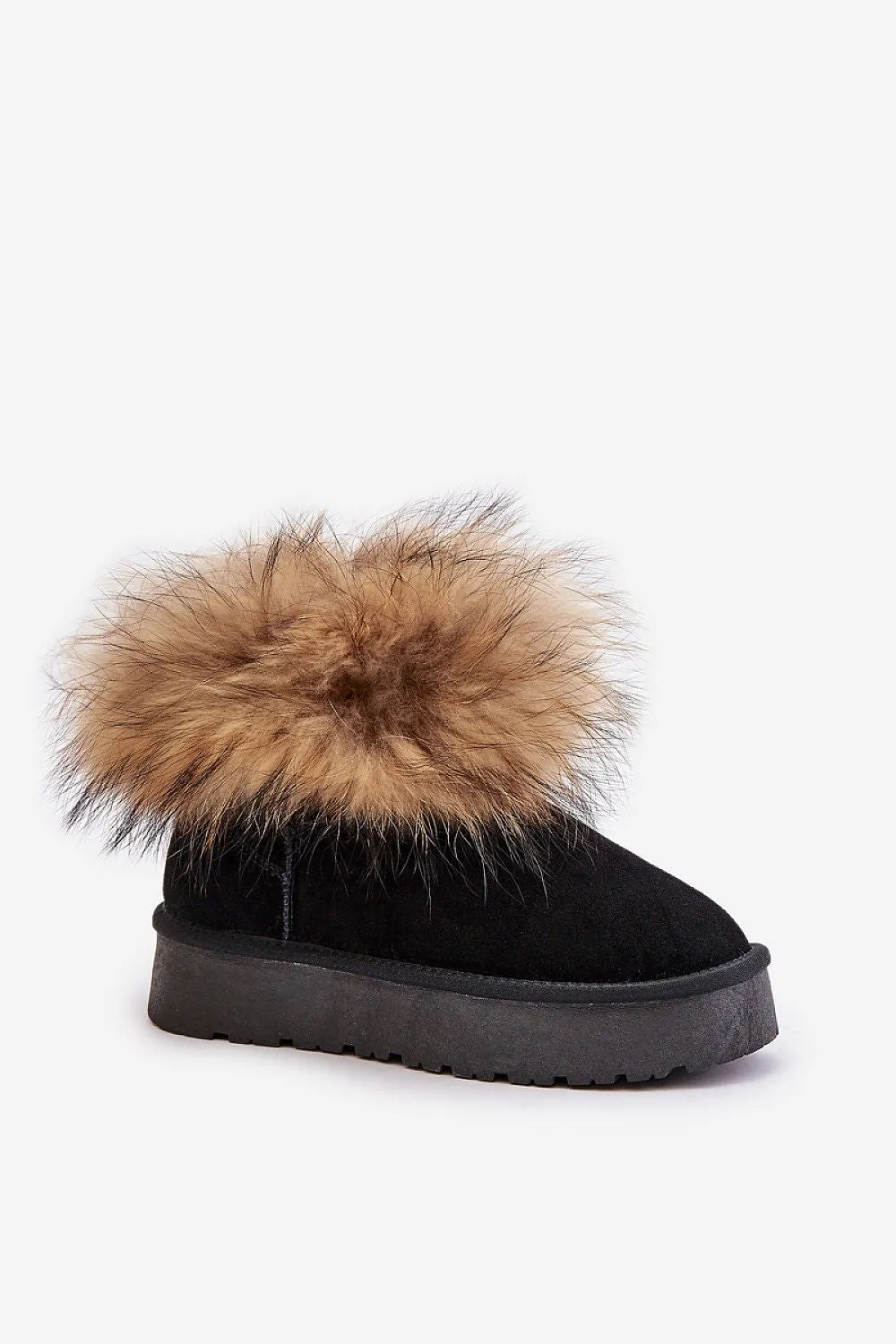 Snow boots