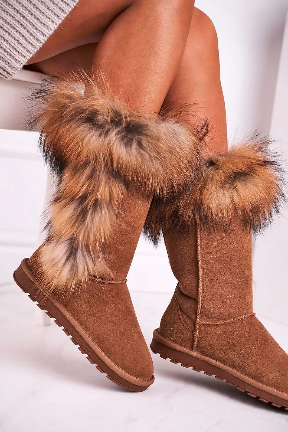 Snow boots